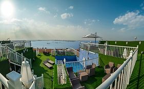 جولدن جاردن الكورنيش للأجنحة الفندقية